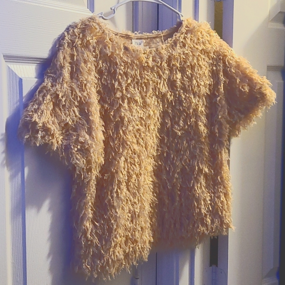 Zara kids rose colored shaggy blouse 👚